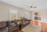 106 Emlee Street - Photo 6