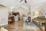 817 Wynnshire Drive - Photo 11