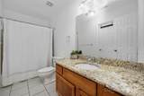 2715 Selwyn Avenue - Photo 19