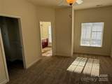 9122 Vilandry Way - Photo 10