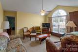 2514 Oxford Circle - Photo 16