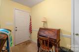 2514 Oxford Circle - Photo 19