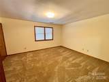 135 Hillcrest Drive - Photo 8