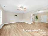 11585 Valley Oaks Lane - Photo 2