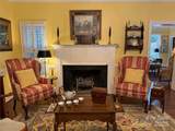 225 Kings Creek Court - Photo 18