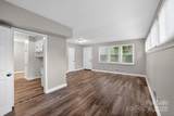 102 Maxine Street - Photo 13