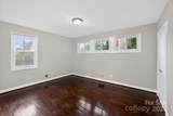 102 Maxine Street - Photo 31