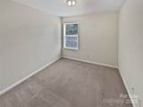 2305 Bloomfield Drive - Photo 14