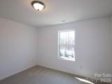 500 Willoughby Park Drive - Photo 13