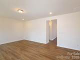 500 Willoughby Park Drive - Photo 7