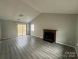 2000 Teddington Drive - Photo 3