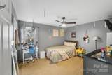 2765 Hollybrook Lane - Photo 18