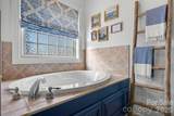 402 Golfview Court - Photo 16