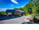 584 Settings Boulevard - Photo 9