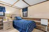 1040 Oak Ridge Lane - Photo 16