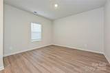 2101 Sunflower Circle - Photo 4