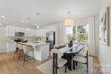 2107 Bombay Way - Photo 15