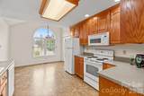 1082 Kingsway Drive - Photo 20