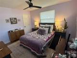 1828 Finchley Drive - Photo 18