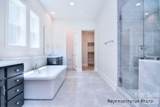 20392 Queens Street - Photo 12