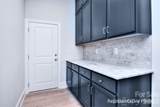 20392 Queens Street - Photo 19