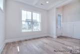 20392 Queens Street - Photo 35