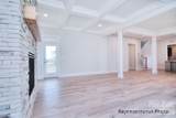 20392 Queens Street - Photo 7