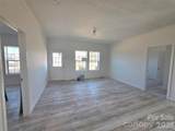 1009 Airline Street - Photo 14