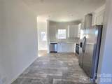 1009 Airline Street - Photo 5