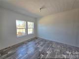 1009 Airline Street - Photo 6
