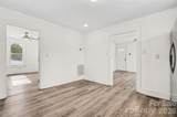 3042 Oxford Street - Photo 14