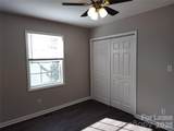 2831 Mayfair Avenue - Photo 20