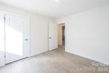 647 Sharpe Street - Photo 18