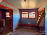 1035 Stonewall Avenue - Photo 11