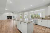 136 Tetcott Street - Photo 14