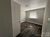 2427 Carmine Street - Photo 17