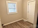 411 10th Street - Photo 28