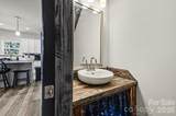 313 Bell Street - Photo 17