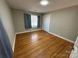413 Roberts Street - Photo 11