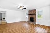 213 Jewel Street - Photo 2