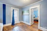 402 Salisbury Avenue - Photo 4