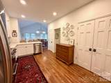 1049 Peachtree Lane - Photo 18