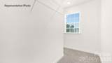 560 Sparkleberry Street - Photo 15