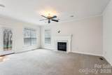 7663 Woodcrest Drive - Photo 11