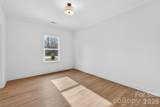 13103 Blacksmith Court - Photo 16
