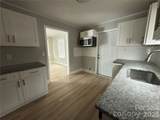2431 Carmine Street - Photo 5