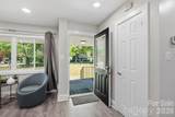 1405 Lakeview Drive - Photo 3