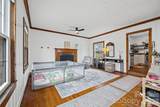 110 Henry Street - Photo 11