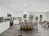 944 Woodland Drive - Photo 2