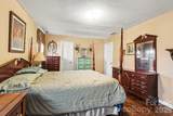324 Windsor Drive - Photo 18